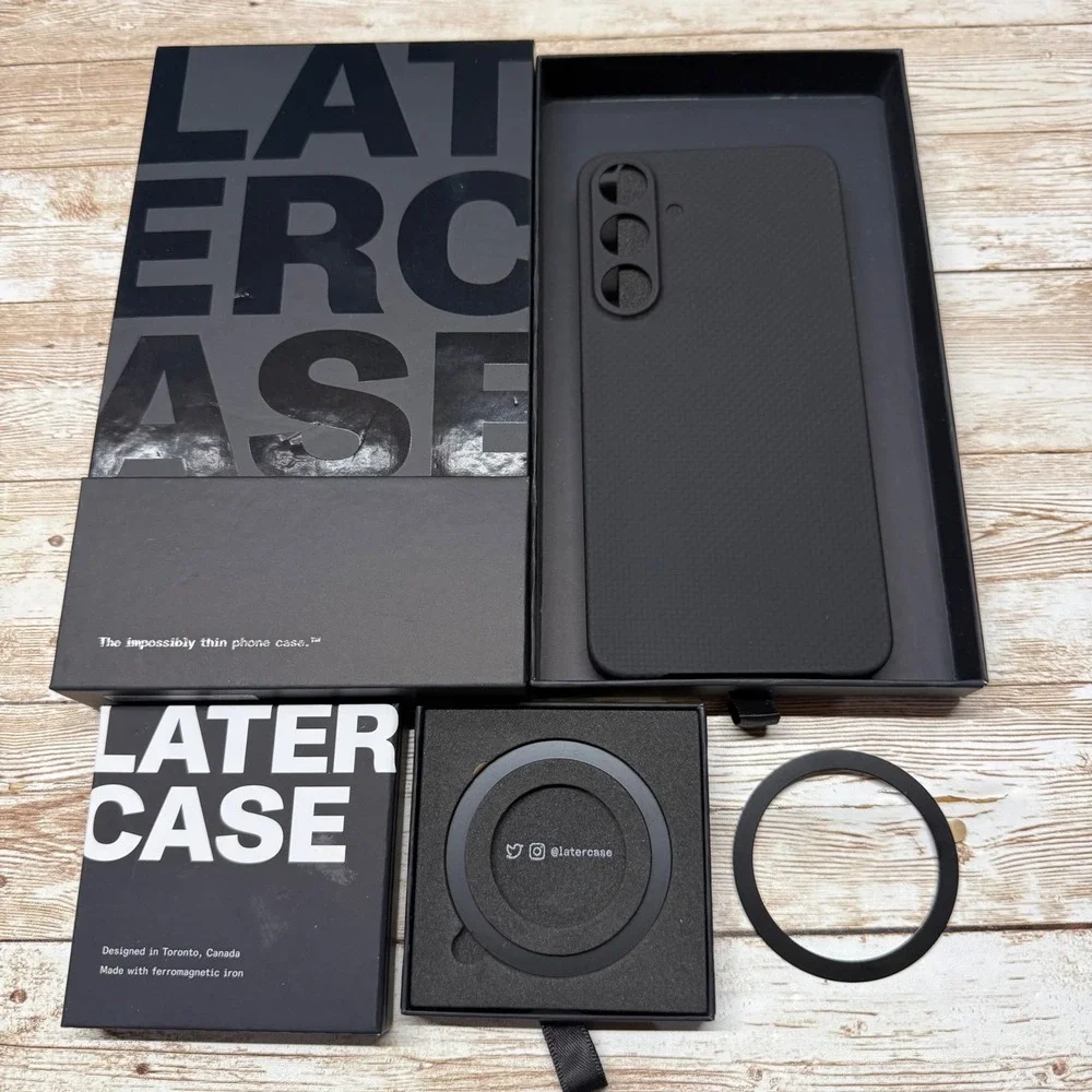 Latercase Midnight‎ Phone Case Samsung Galaxy S25 Plus Impossibly Thin Maglock